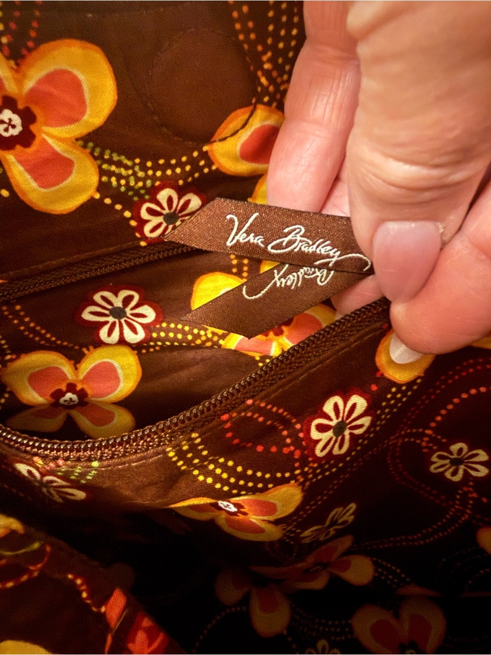 New Vera Bradley Quilted Floral Shoulder Bag - Picture 7 of 10